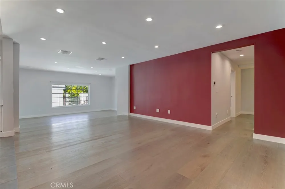 523 E Fairmount Burbank, CA 91501