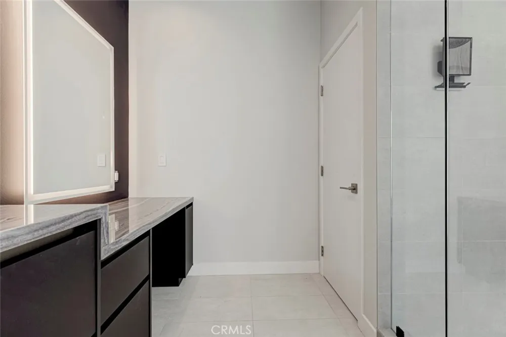 523 E Fairmount Burbank, CA 91501
