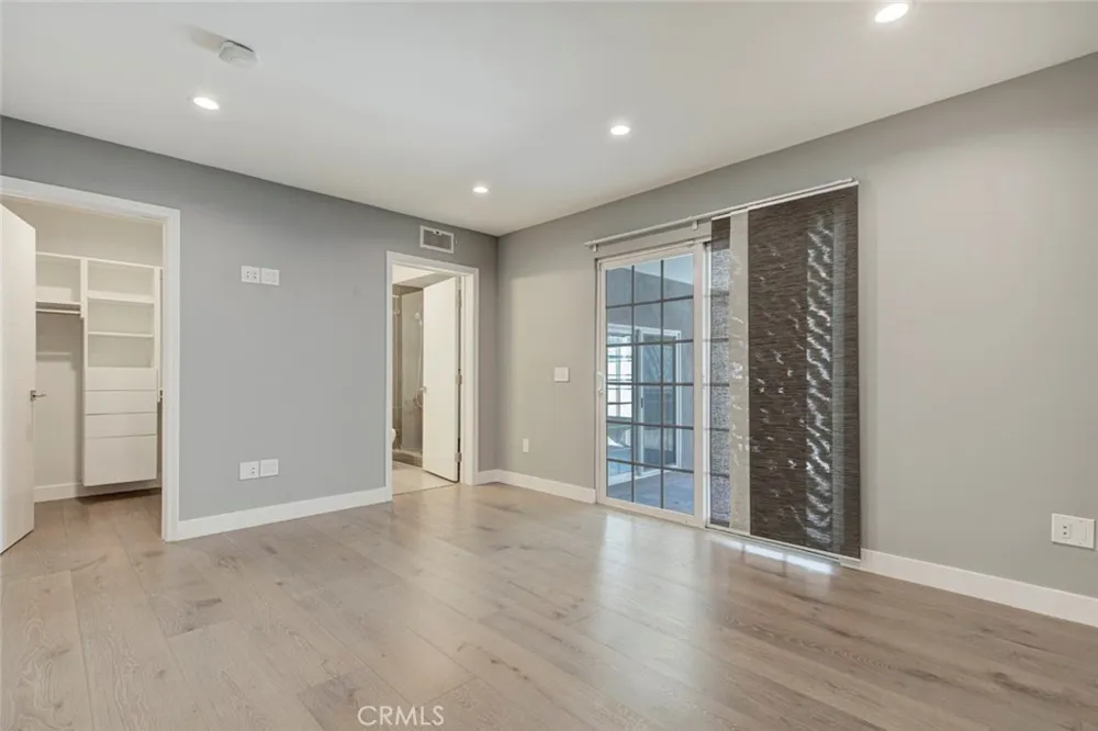 523 E Fairmount Burbank, CA 91501