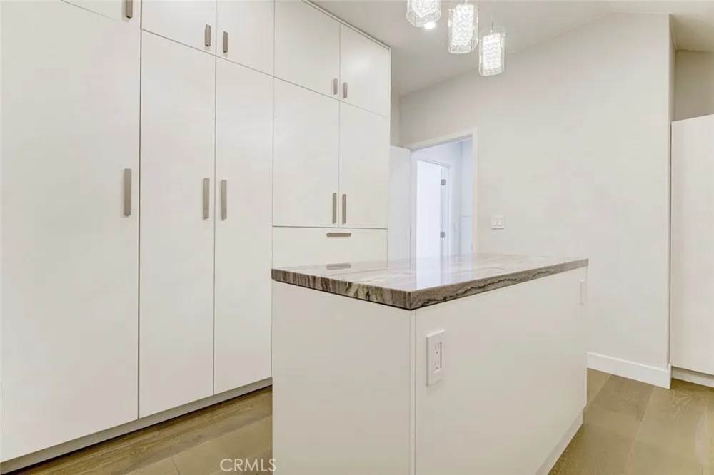 523 E Fairmount Burbank, CA 91501