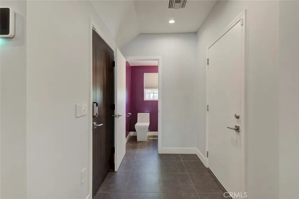 523 E Fairmount Burbank, CA 91501
