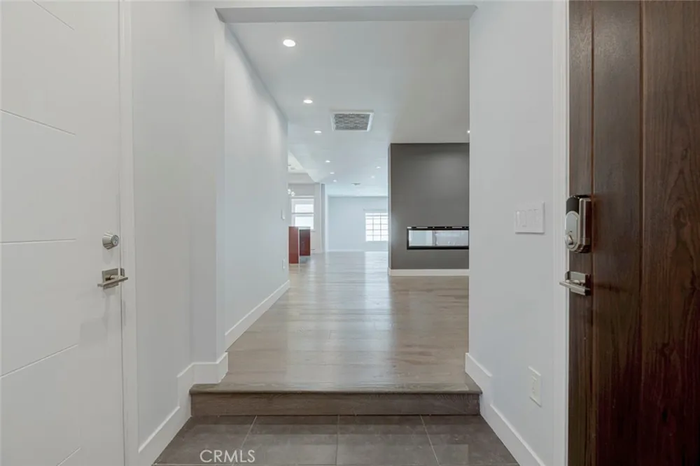 523 E Fairmount Burbank, CA 91501