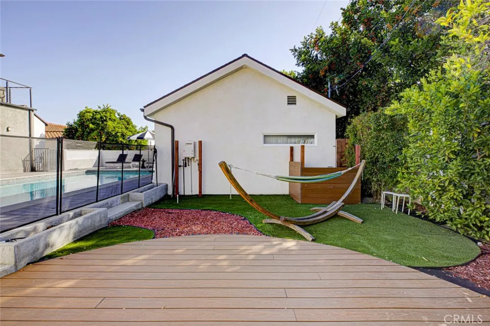523 E Fairmount Burbank, CA 91501