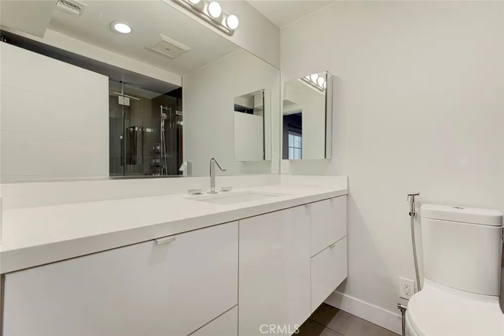 523 E Fairmount Burbank, CA 91501
