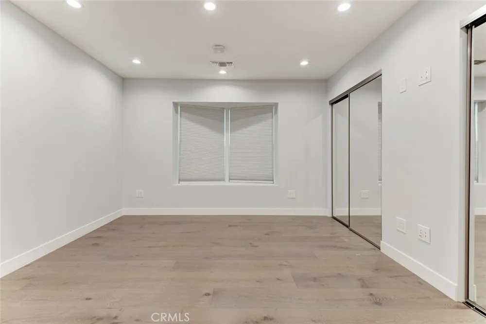 523 E Fairmount Burbank, CA 91501