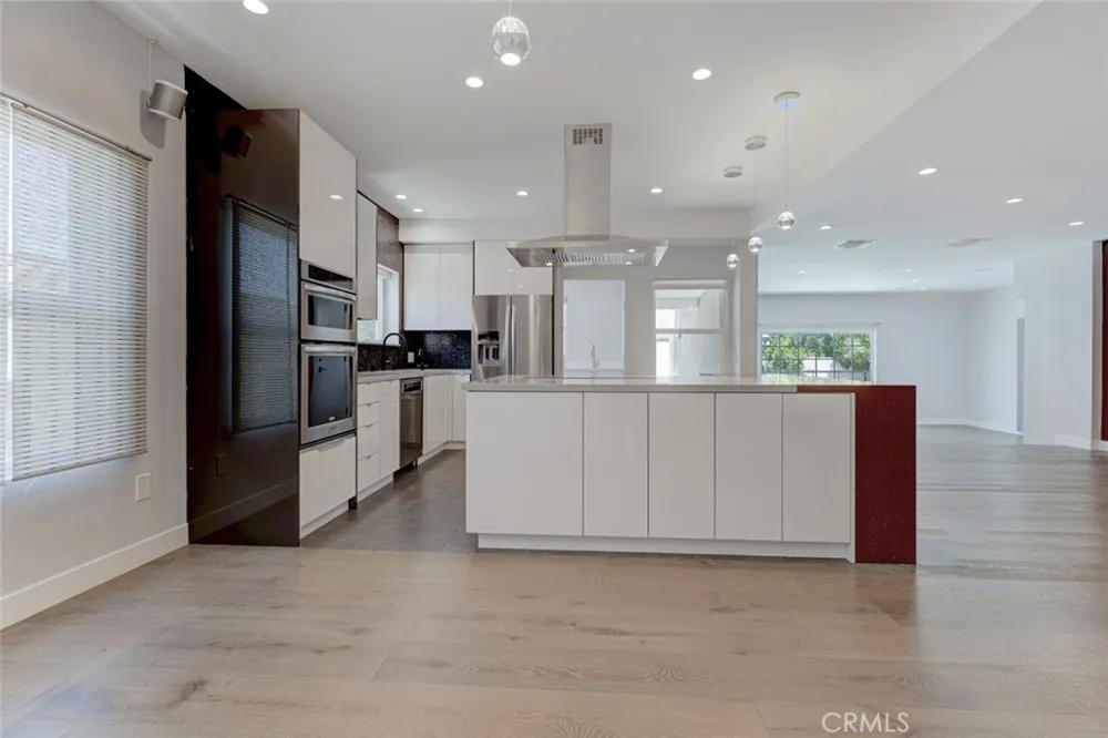 523 E Fairmount Burbank, CA 91501