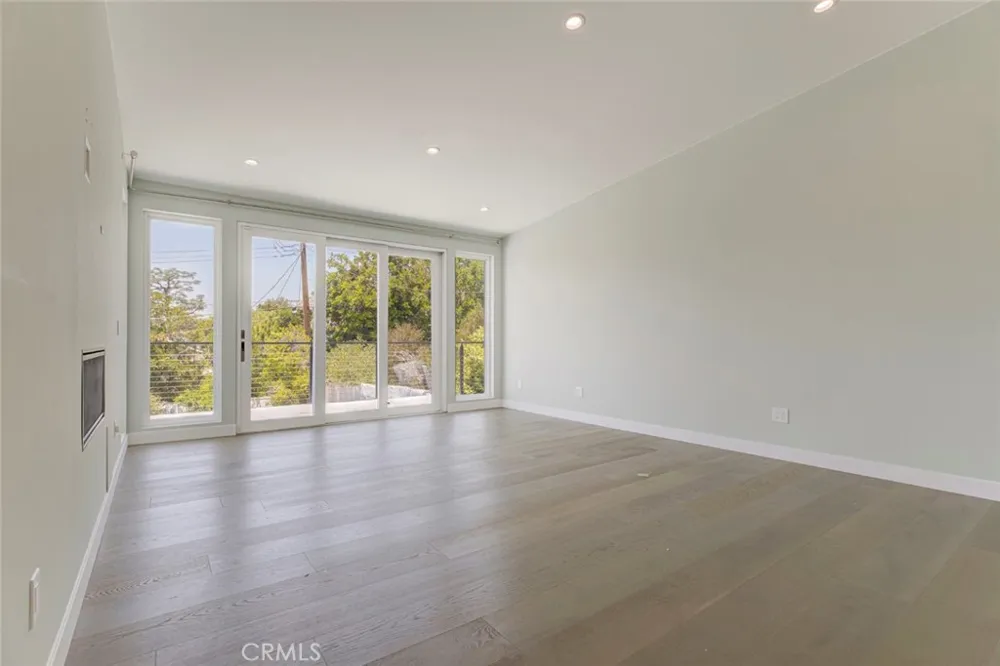 523 E Fairmount Burbank, CA 91501