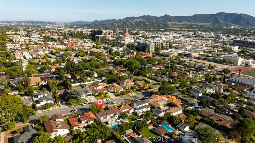 523 E Fairmount Burbank, CA 91501