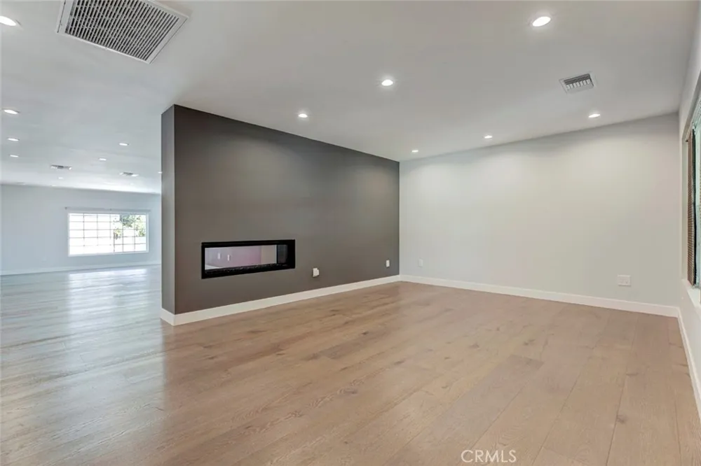 523 E Fairmount Burbank, CA 91501