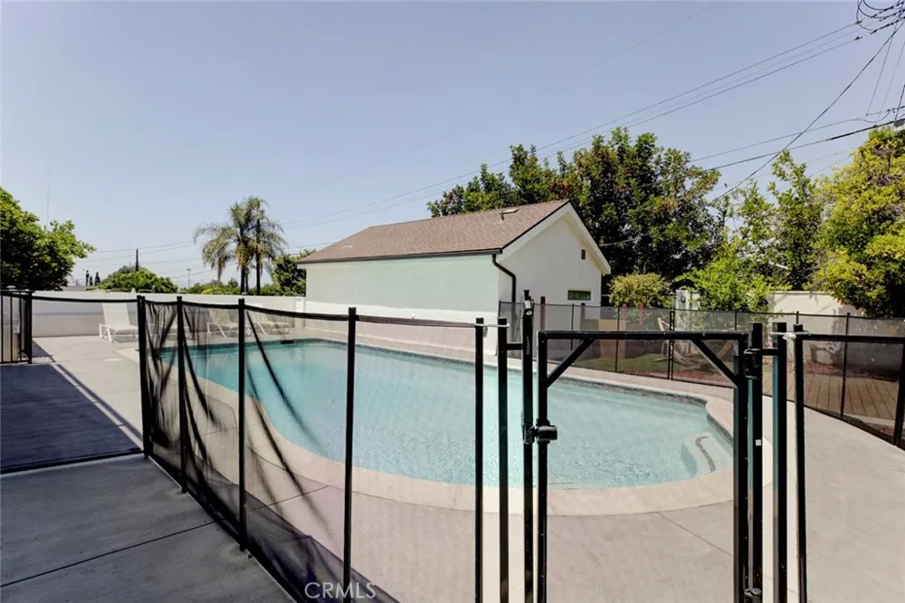 523 E Fairmount Burbank, CA 91501