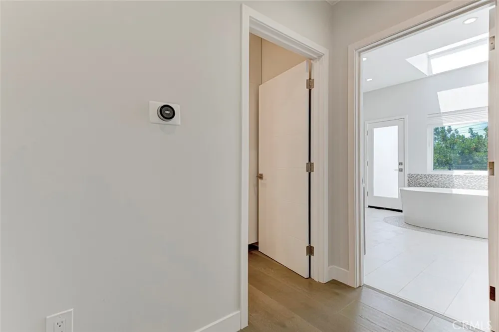 523 E Fairmount Burbank, CA 91501