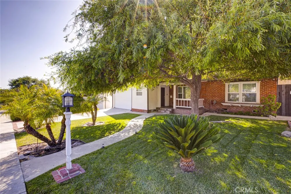 523 E Fairmount Burbank, CA 91501