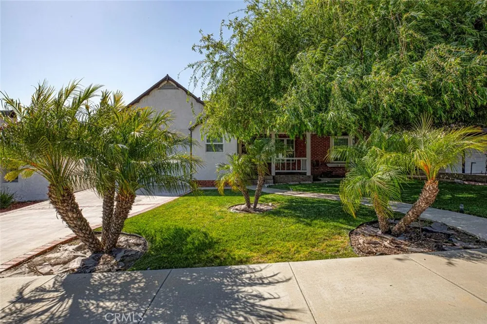 523 E Fairmount Burbank, CA 91501