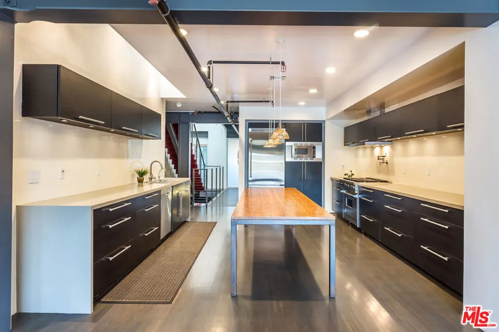 1212 Abbot Kinney Boulevard #1 Venice, CA 90291