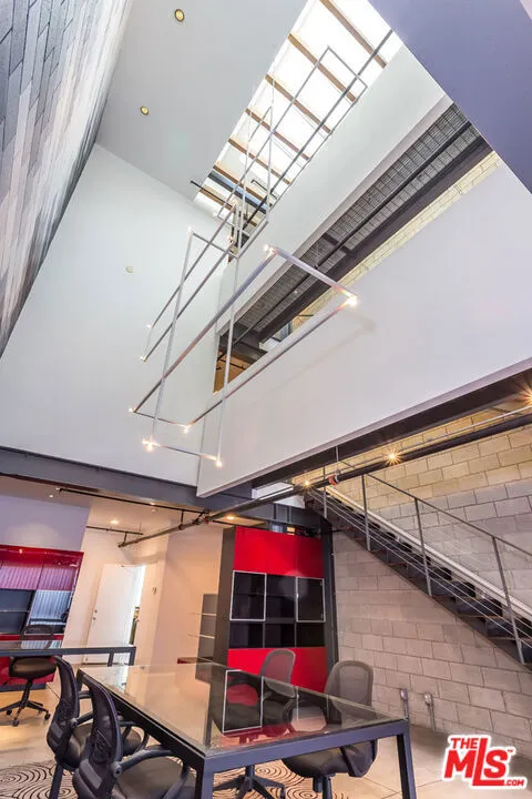 1212 Abbot Kinney Boulevard #1 Venice, CA 90291