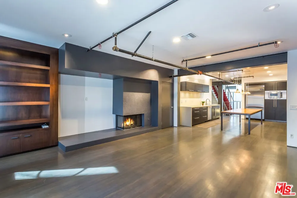 1212 Abbot Kinney Boulevard #1 Venice, CA 90291
