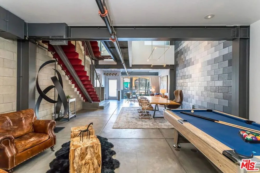 1212 Abbot Kinney Boulevard #1 Venice, CA 90291