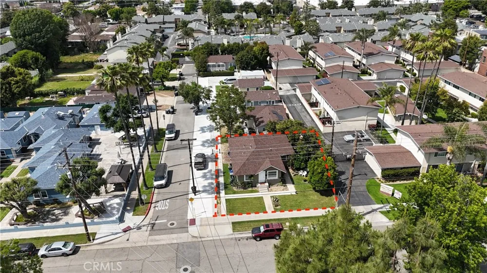 633 W Maple Avenue Orange, CA 92868