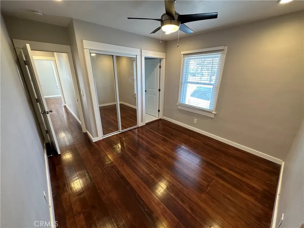 633 W Maple Avenue Orange, CA 92868