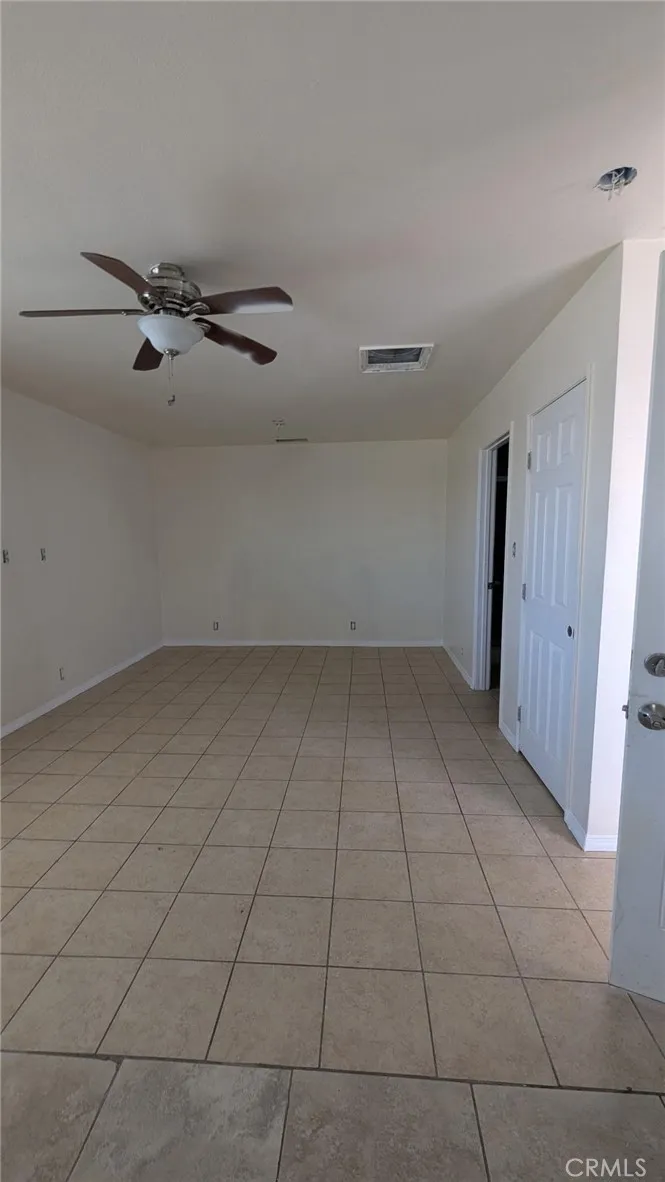 440 Lillian Barstow, CA 92311