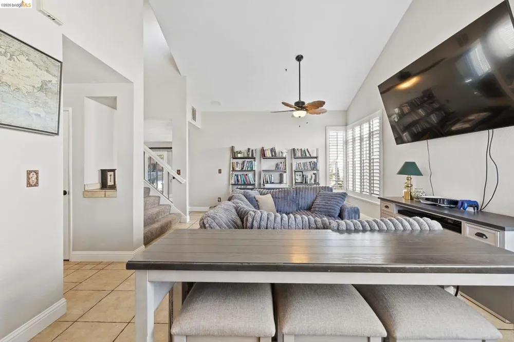 2055 Truman Ln Oakley, CA 94561
