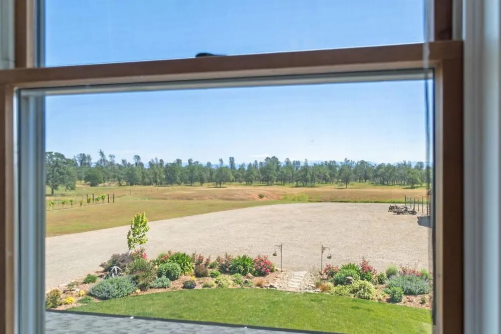 17962 Coyote Lane Anderson, CA 96007