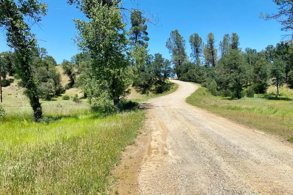 17962 Coyote Lane Anderson, CA 96007