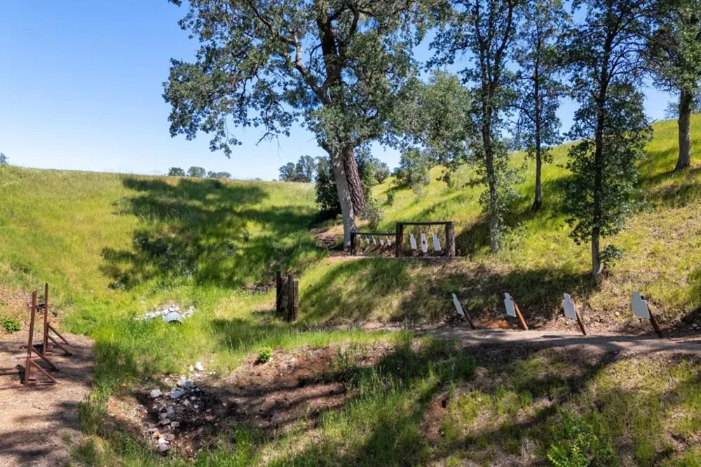 17962 Coyote Lane Anderson, CA 96007