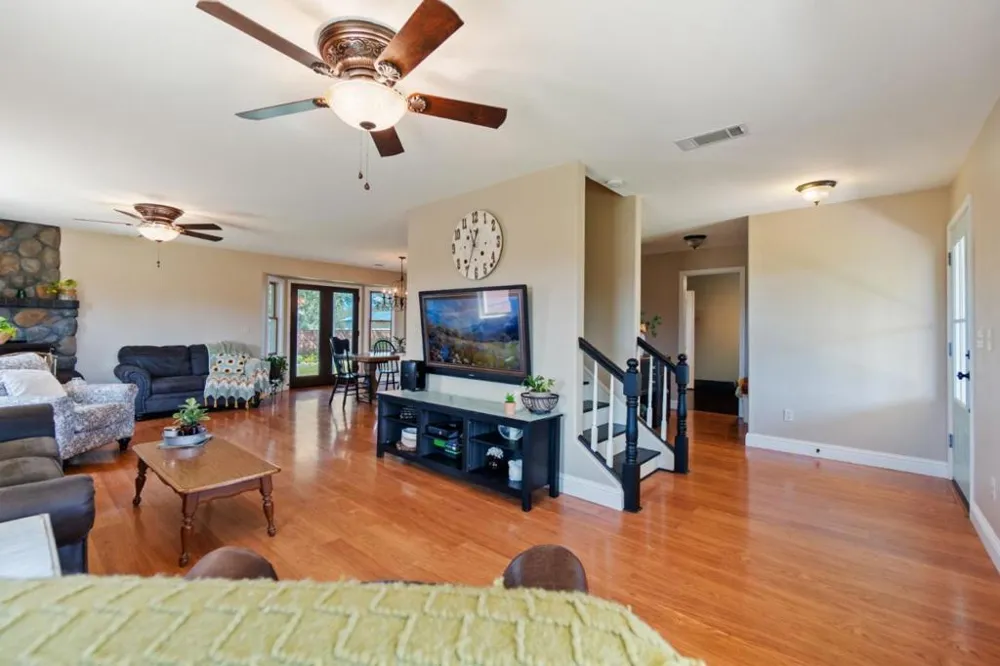 17962 Coyote Lane Anderson, CA 96007