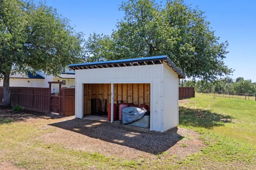17962 Coyote Lane Anderson, CA 96007