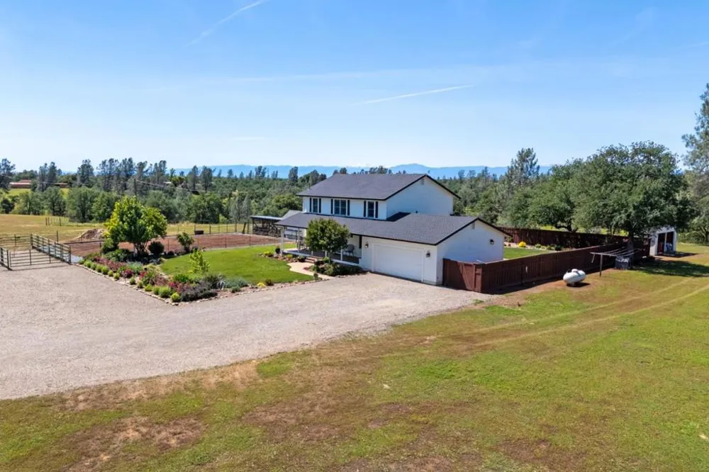 17962 Coyote Lane Anderson, CA 96007