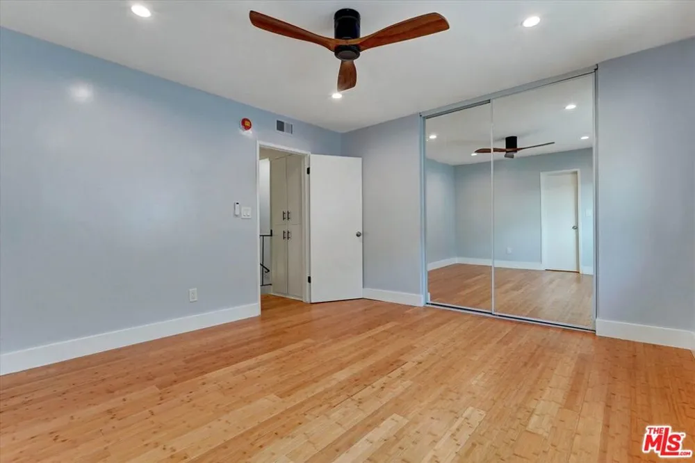 5726 Woodman Avenue ##2 Van Nuys, CA 91401