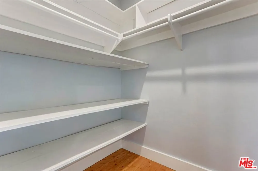 5726 Woodman Avenue ##2 Van Nuys, CA 91401