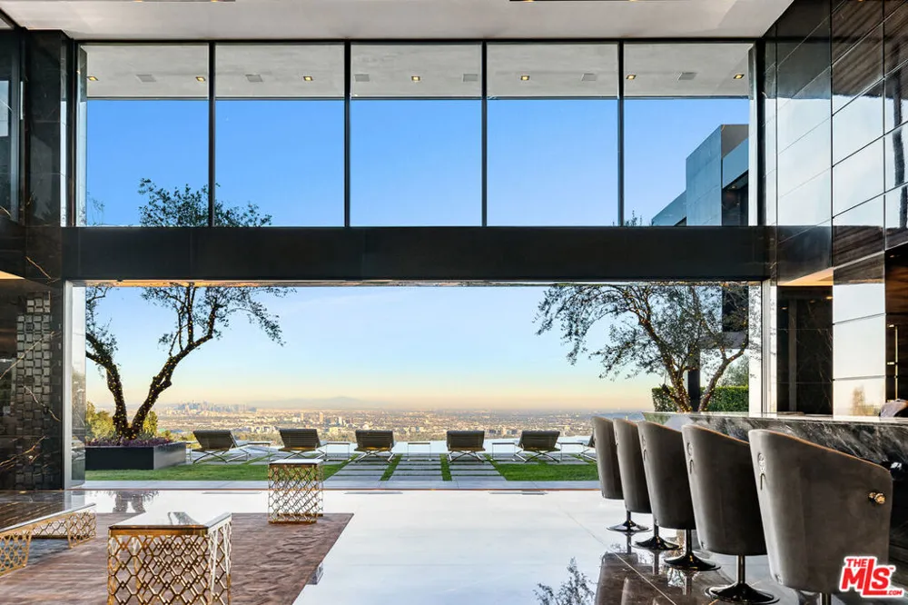 1200 Bel Air Road Los Angeles, CA 90077