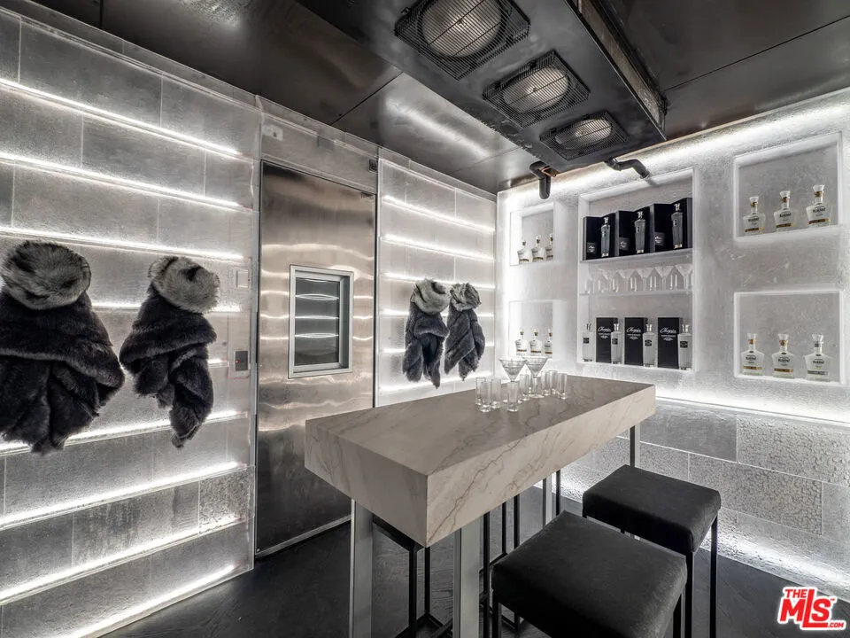 1200 Bel Air Road Los Angeles, CA 90077