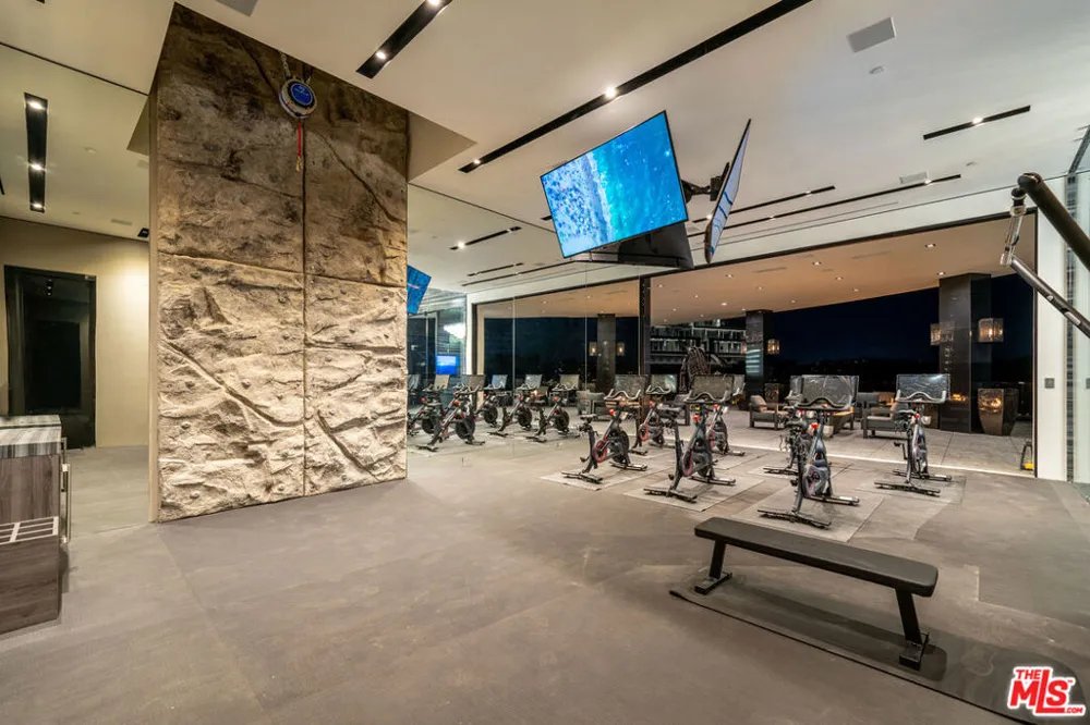 1200 Bel Air Road Los Angeles, CA 90077