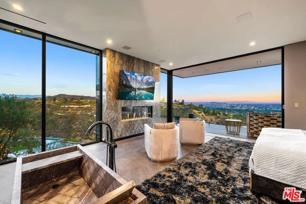1200 Bel Air Road Los Angeles, CA 90077