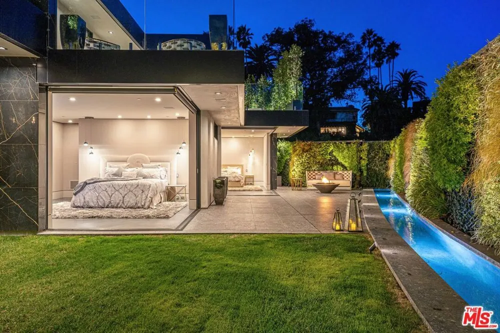 1200 Bel Air Road Los Angeles, CA 90077