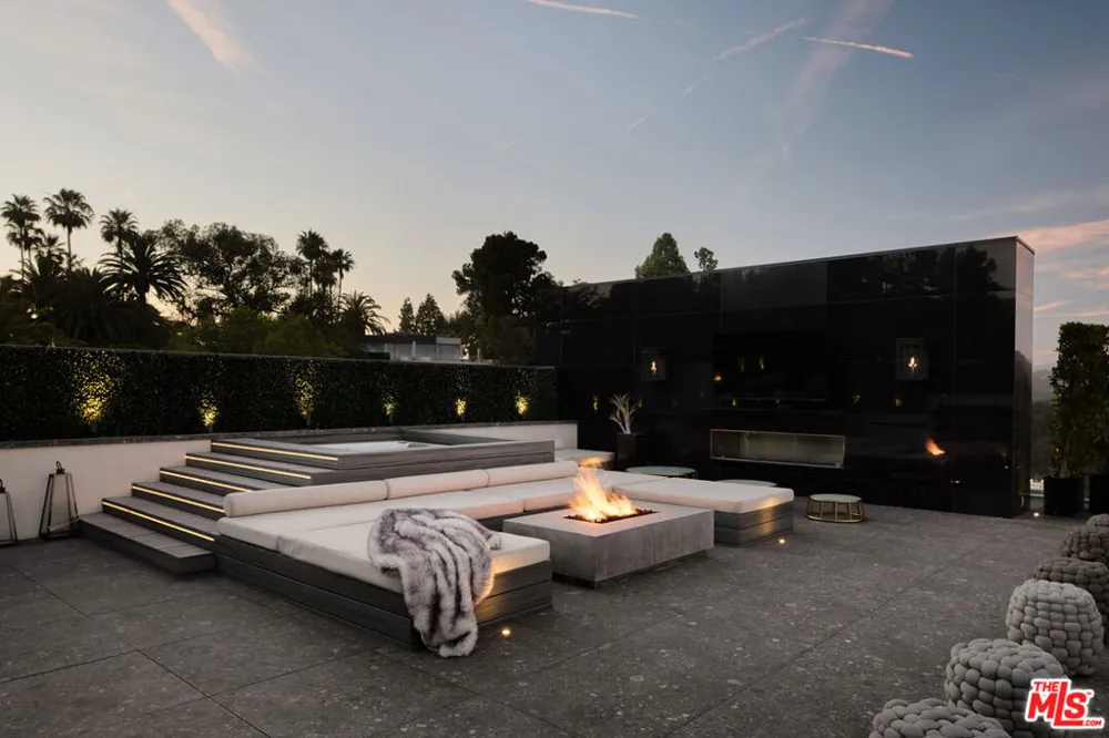 1200 Bel Air Road Los Angeles, CA 90077