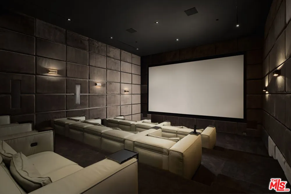 1200 Bel Air Road Los Angeles, CA 90077