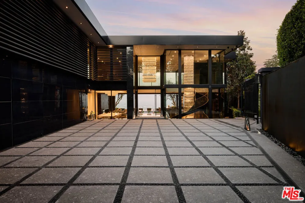 1200 Bel Air Road Los Angeles, CA 90077