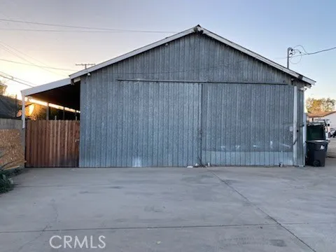 1339 E Wesley