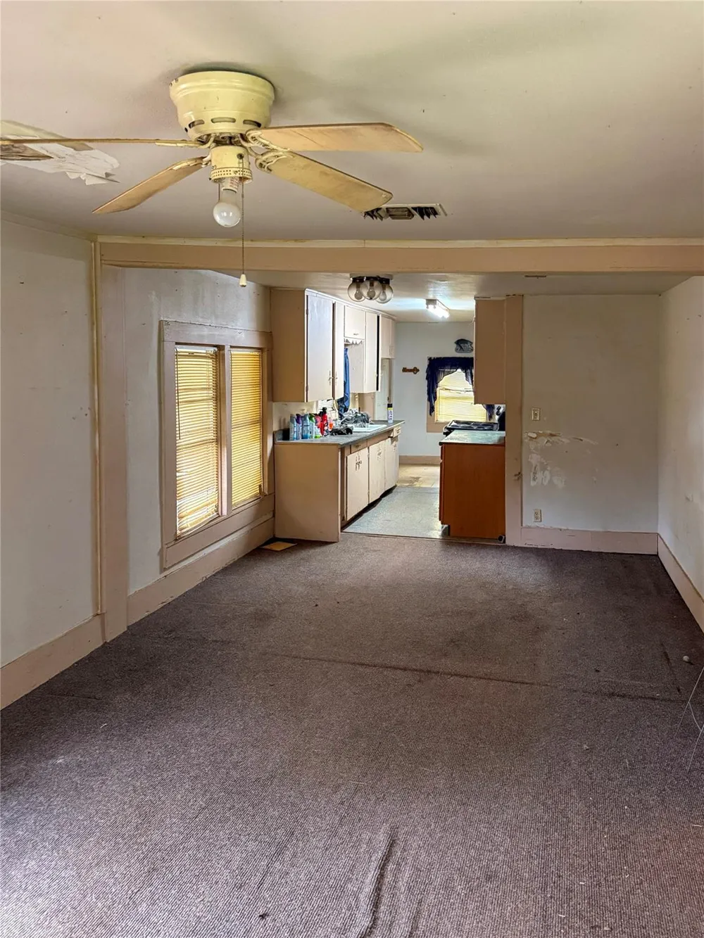 321 Sycamore Street Grapeland, TX 75844