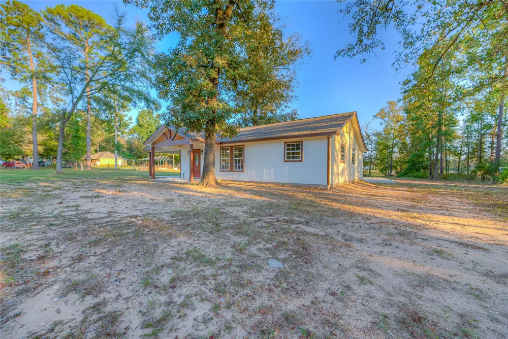 388 Sunrise Wood Road Goodrich, TX 77335