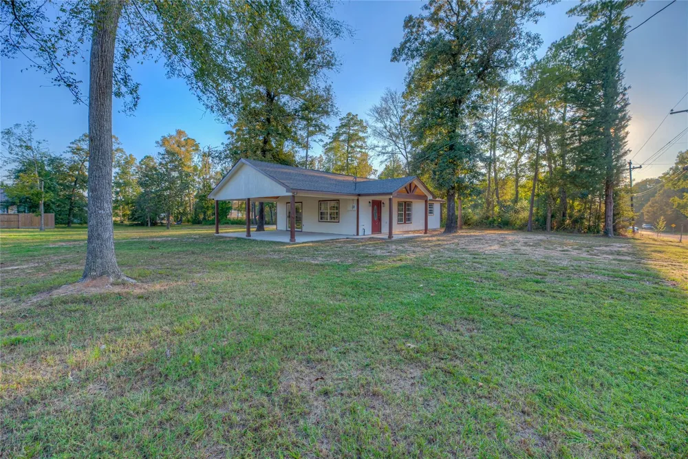 388 Sunrise Wood Road Goodrich, TX 77335