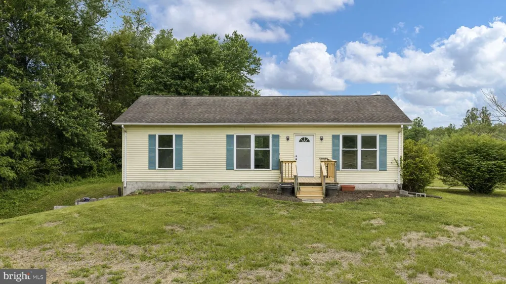 9 PAYNE LANE Amissville, VA 20106