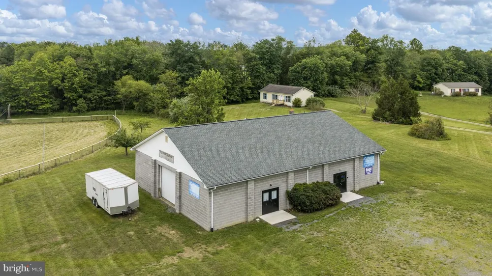 9 PAYNE LANE Amissville, VA 20106
