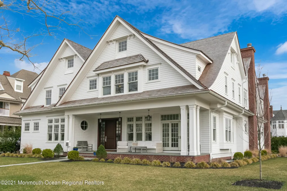 27 Tuttle Avenue Spring Lake, NJ 07762