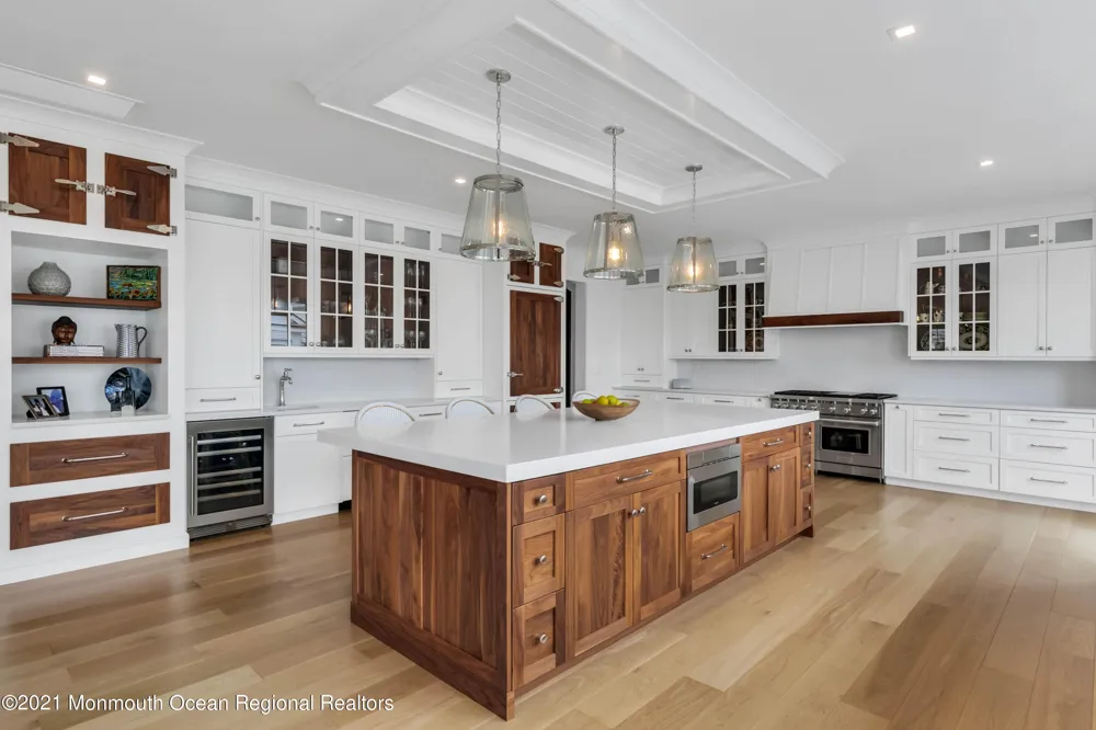 27 Tuttle Avenue Spring Lake, NJ 07762