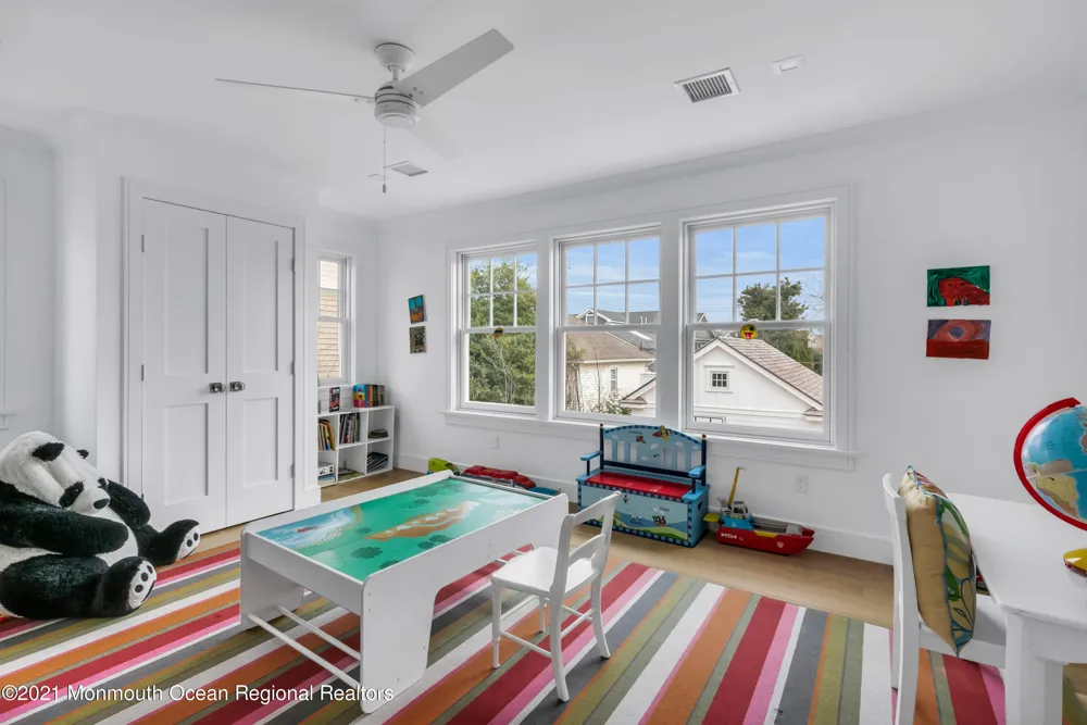 27 Tuttle Avenue Spring Lake, NJ 07762